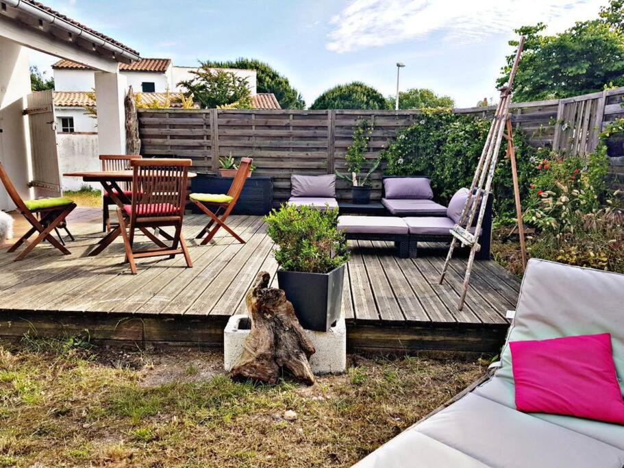 Beach House Avec Jardin 200M De La Plage La Couarde sur Mer Bagian luar foto